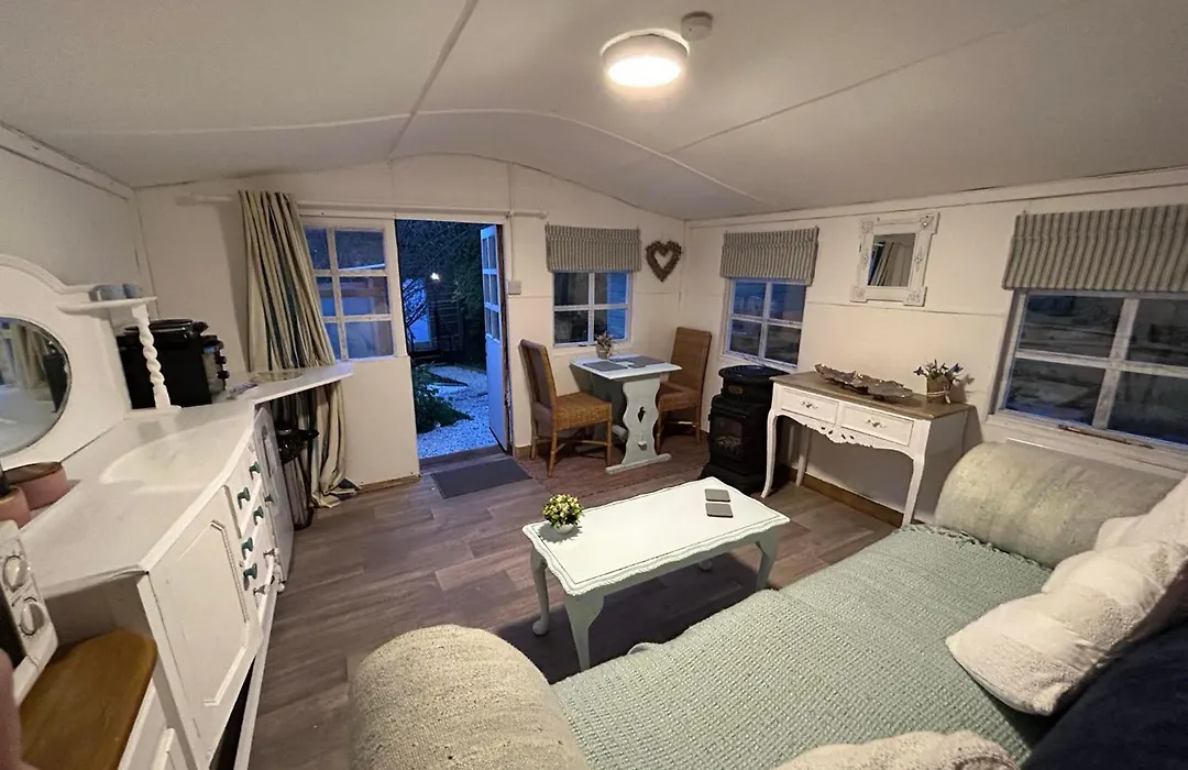 Cherryberry Lodges-1